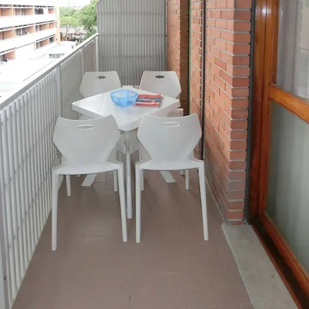 Hotel Elena *